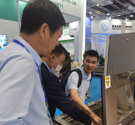 1684824885944628.jpg 16792755.jpg